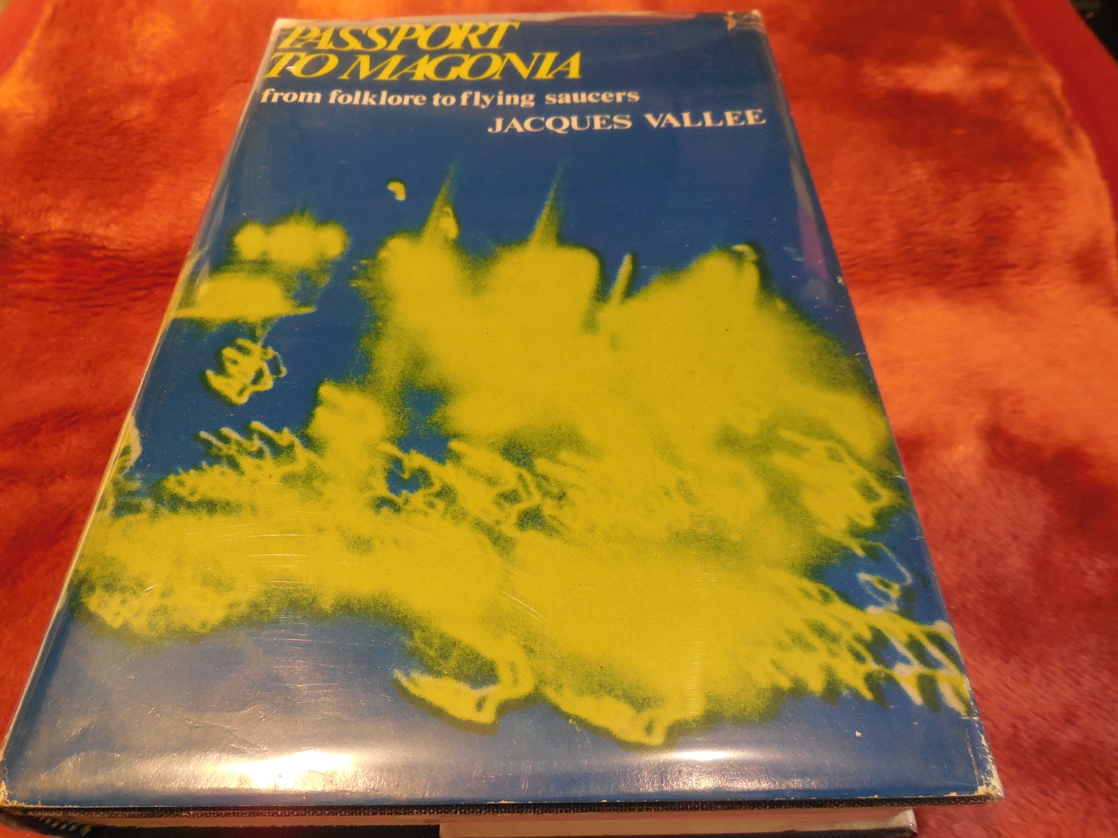passport to magonia by jacques vallee