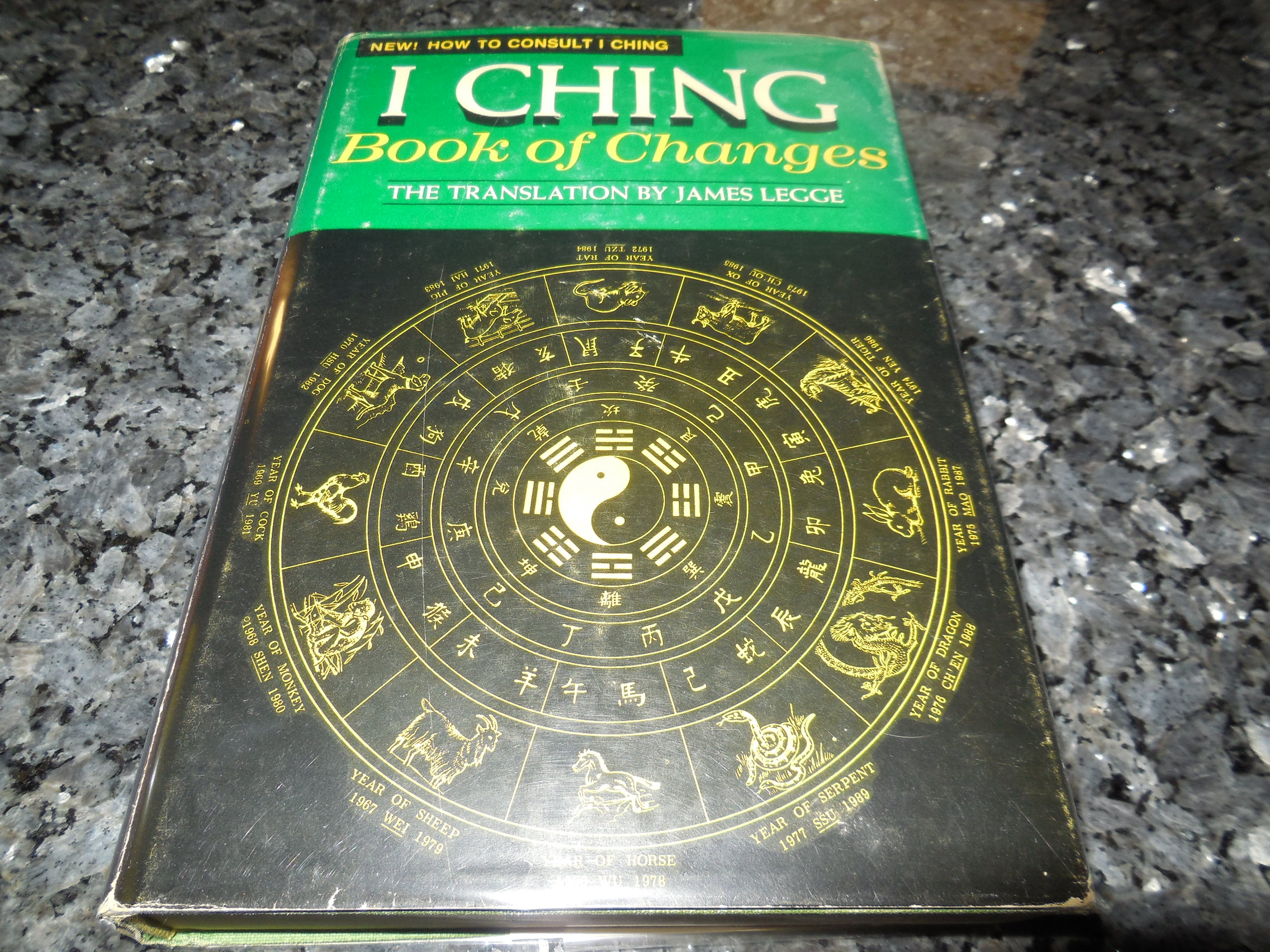 I Ching =: Book Of Changes